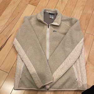 Patagonia fleece jacket size XL
